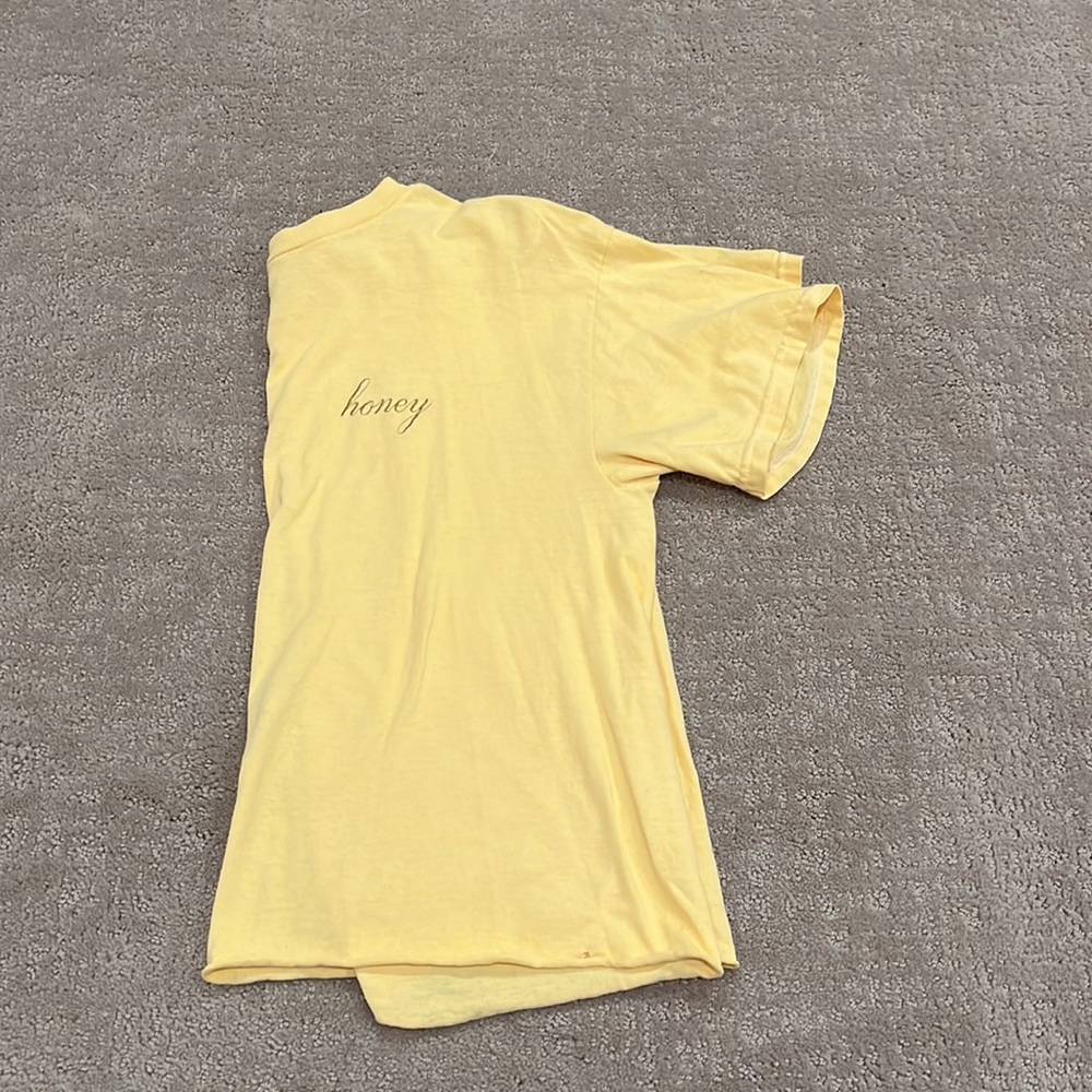 BRANDY MELVILLE Honey Shirt